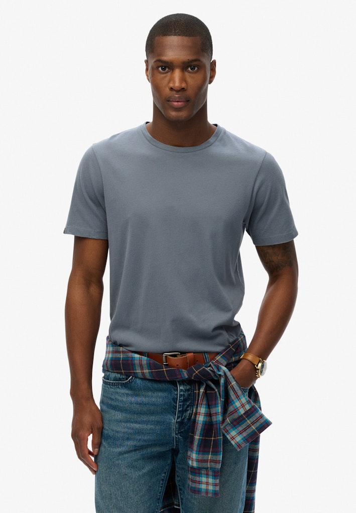 Classic Essential T-Shirt