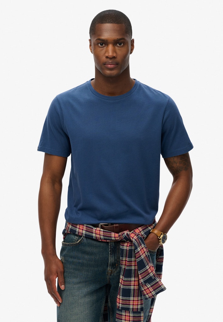 Classic Essential T-Shirt