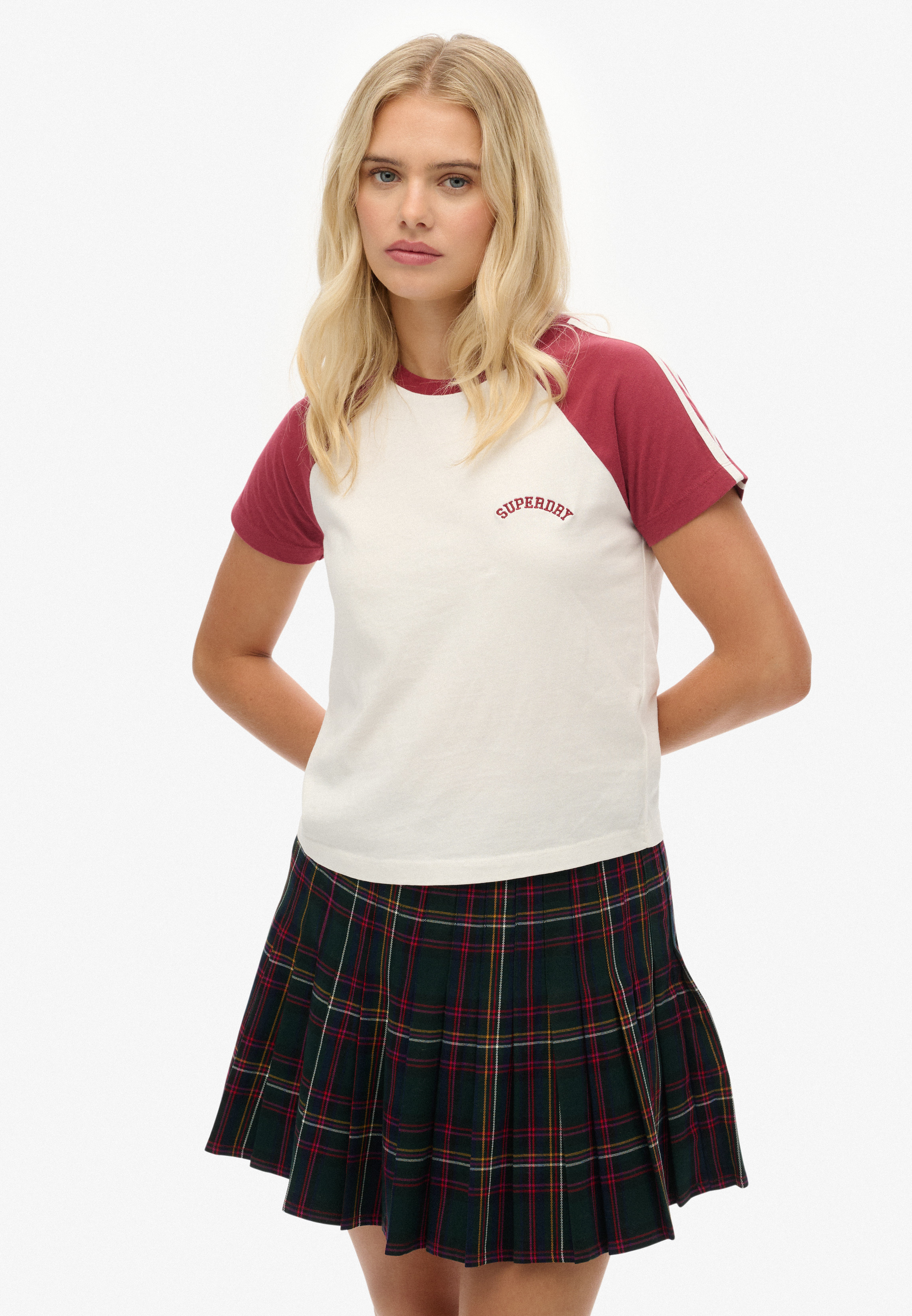 Essential Logo Retro T-Shirt