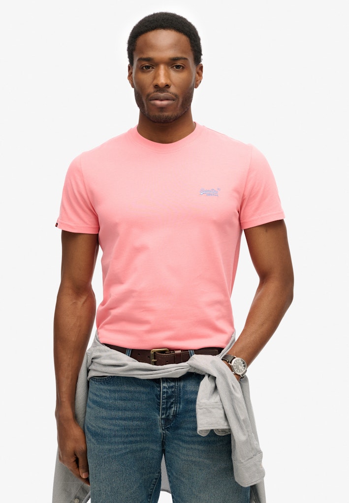 Essential Logo T-Shirt