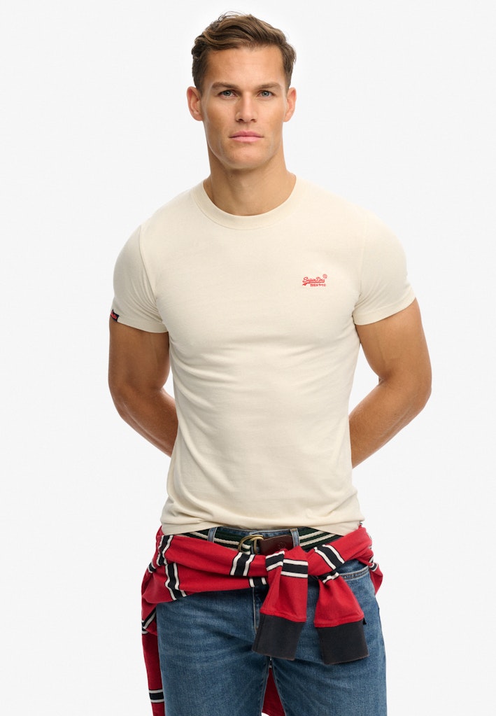 Essential Logo T-Shirt