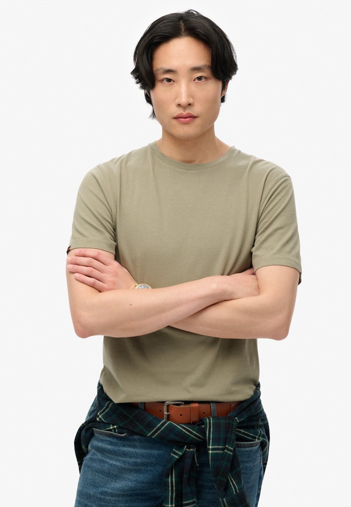 Classic Essential T-Shirt