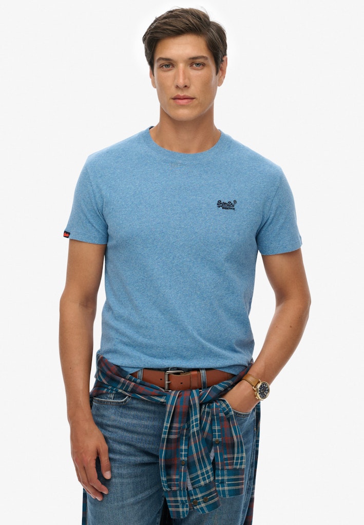 Essential Logo T-Shirt
