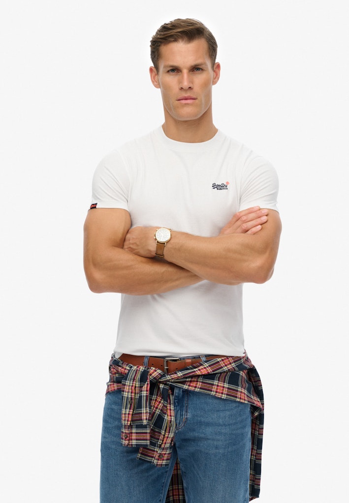 Essential Contrast Embroidered T-Shirt