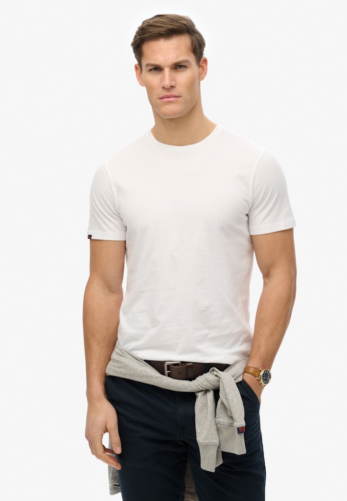 Classic Essential T-Shirt