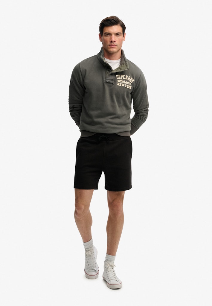 Essential Logo Classic Shorts