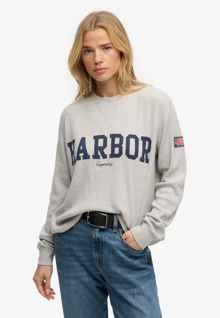 Athletic Essential Graphic Long Sleeve Top
