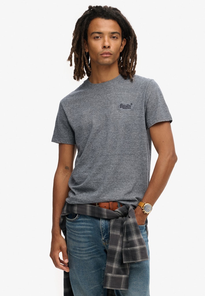 Essential Logo T-Shirt
