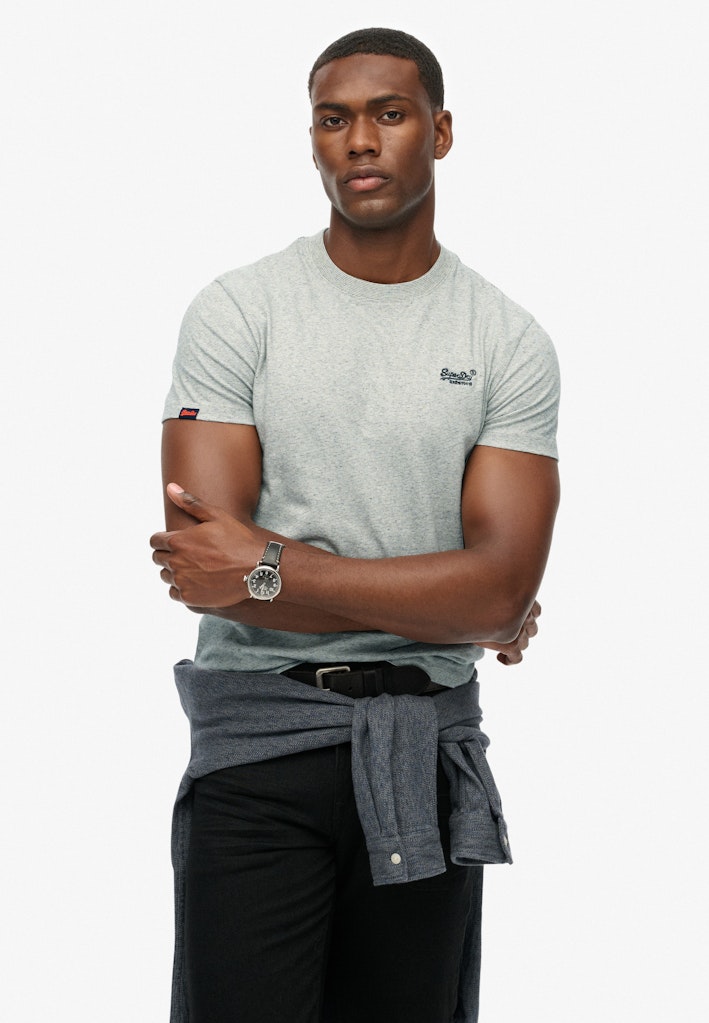 Essential Logo T-Shirt