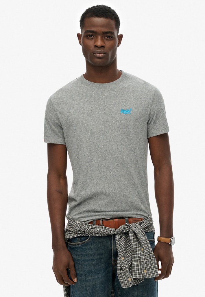 Essential Logo T-Shirt
