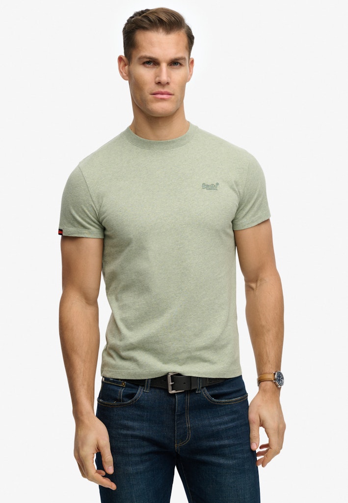 Essential Logo T-Shirt