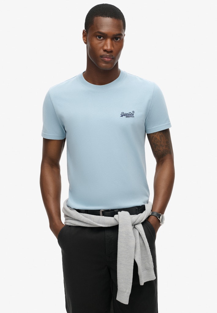 Essential Logo T-Shirt