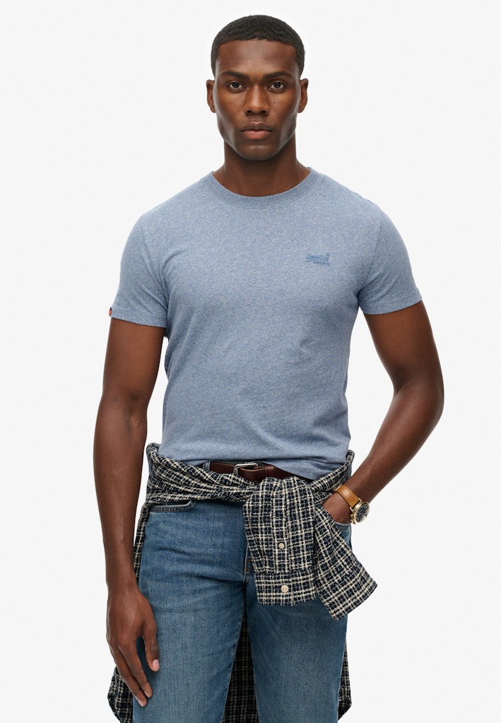 Essential Logo T-Shirt